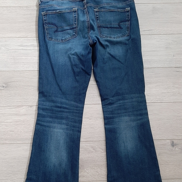 American eagle outfitters - Picture 2 of 4